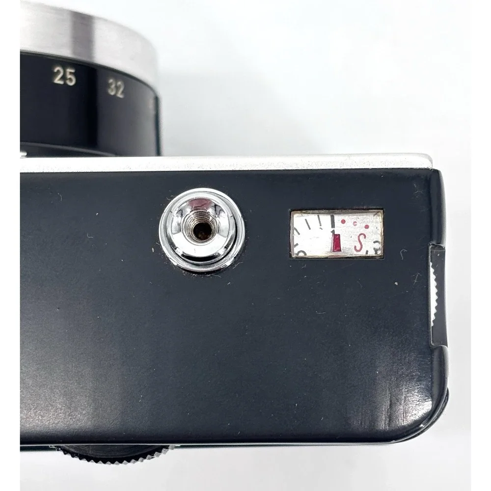 Vintage Fujica 35 Automagic 35mm Film Camera Fujinar-K Lens Leather Case